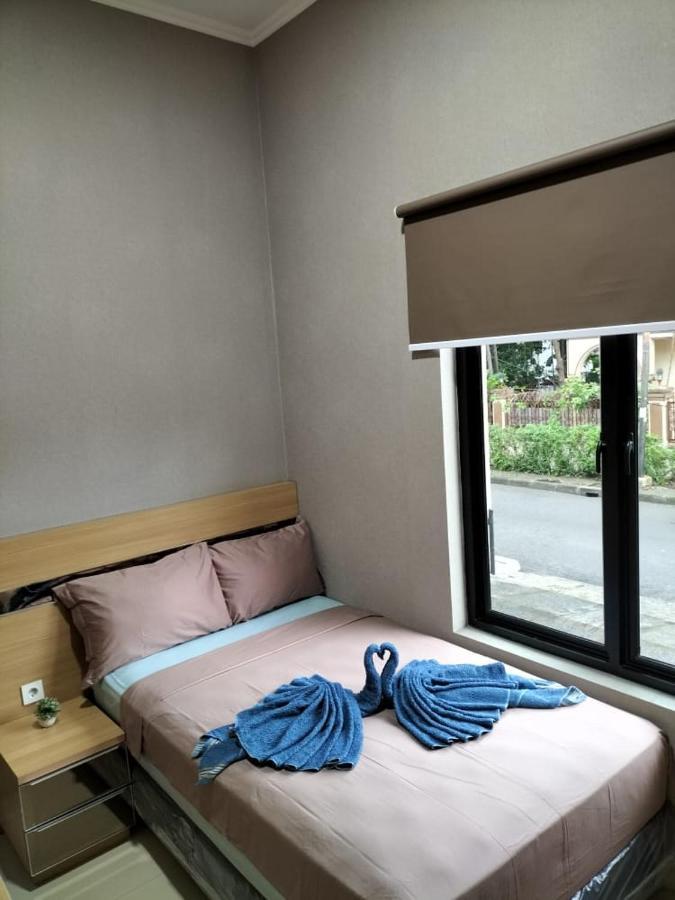 Cozy Residence Tomang Jakarta Exterior photo